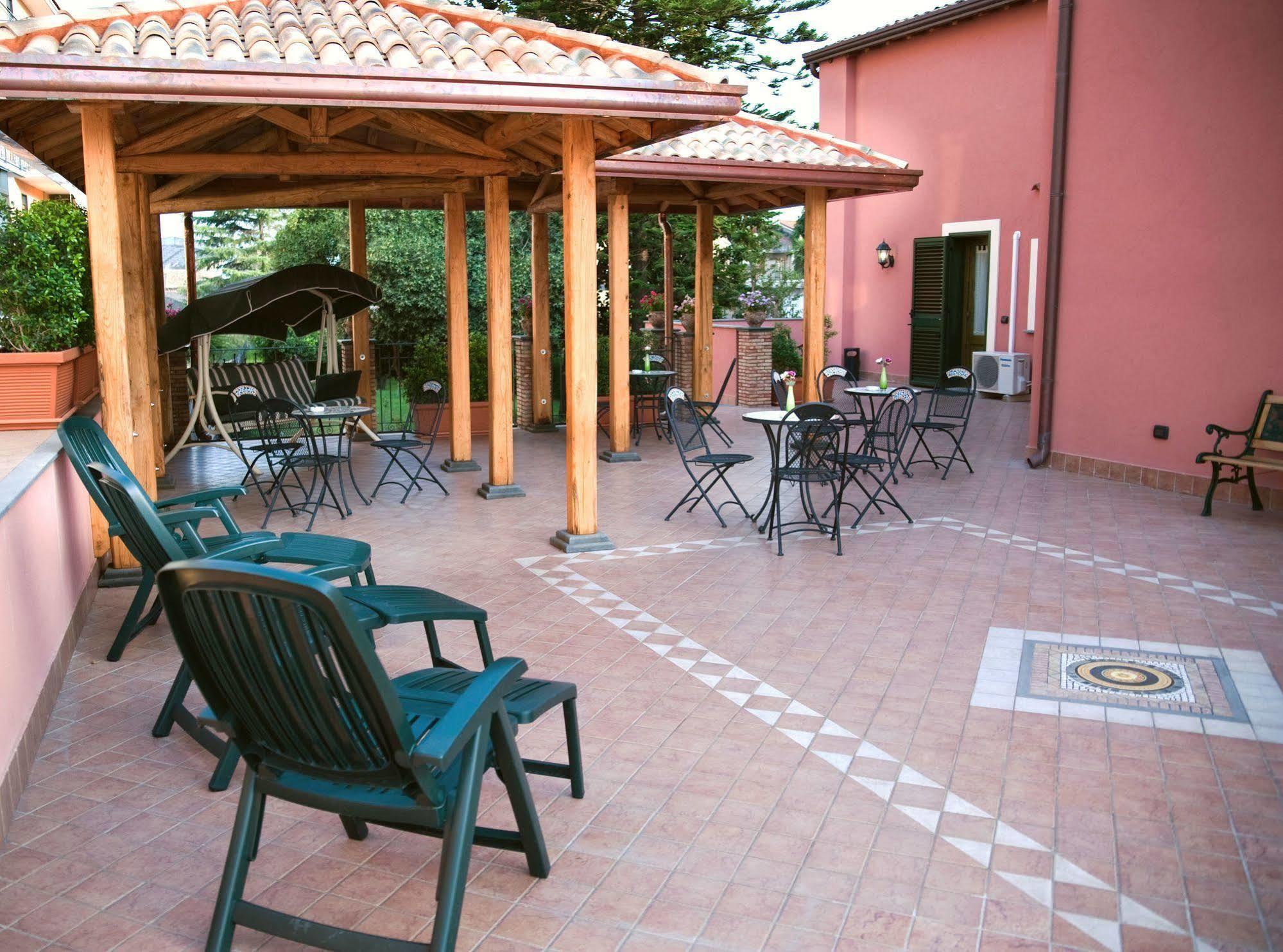 Alhambra - Guest House Di Charme Giarre Bagian luar foto